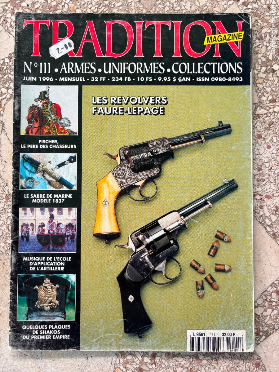 Militaria: TRADITION MAGAZINE N&ordm; 111 A&Ntilde;O 1996. SABRE DE MARINE MODEL 1837. QUELQUES PLAQUES DE SHAKOS.
