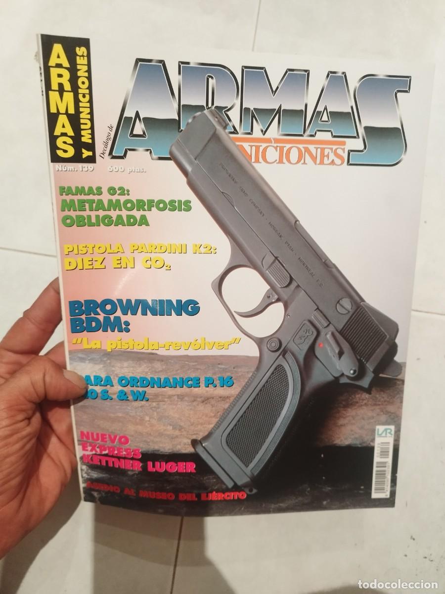 Militaria: Revista dec&aacute;logo armas y municiones N&ordm; 139. fusil FAMAS G2, la pistola Pardini K2 de CO2.