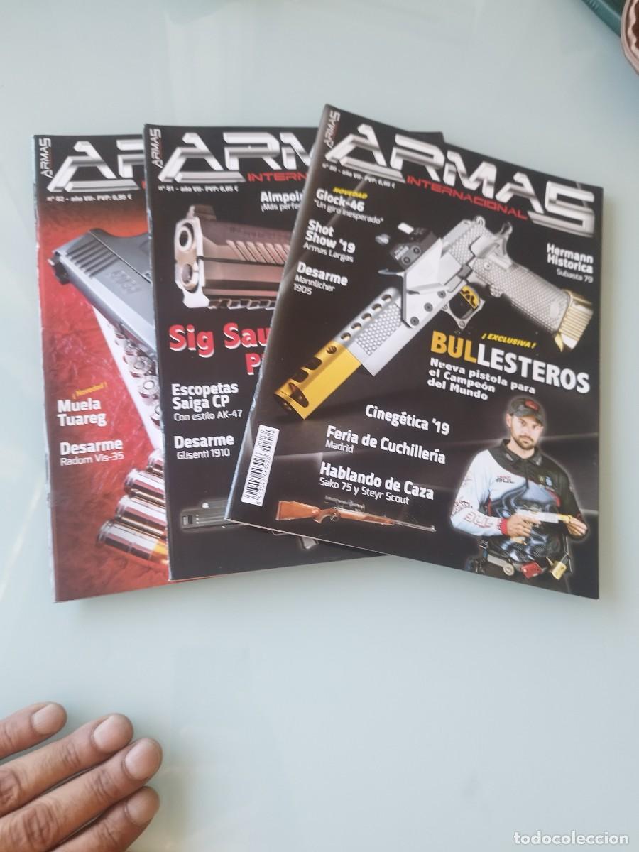 Militaria: Lote de 3 revistas Armas Internacional. Ns&deg; 80-81 y 82.