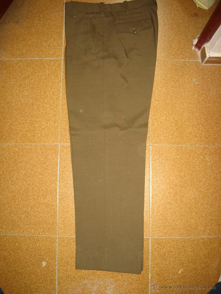 Militaria: Uniforme ej&eacute;rcito Espa&ntilde;ol. Ej&eacute;rcito de Tierra. Guerrera corta - Foto 2