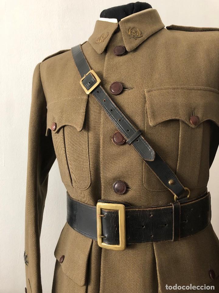 uniforme de alferez epoca guerra civil o republ - Comprar Uniformes