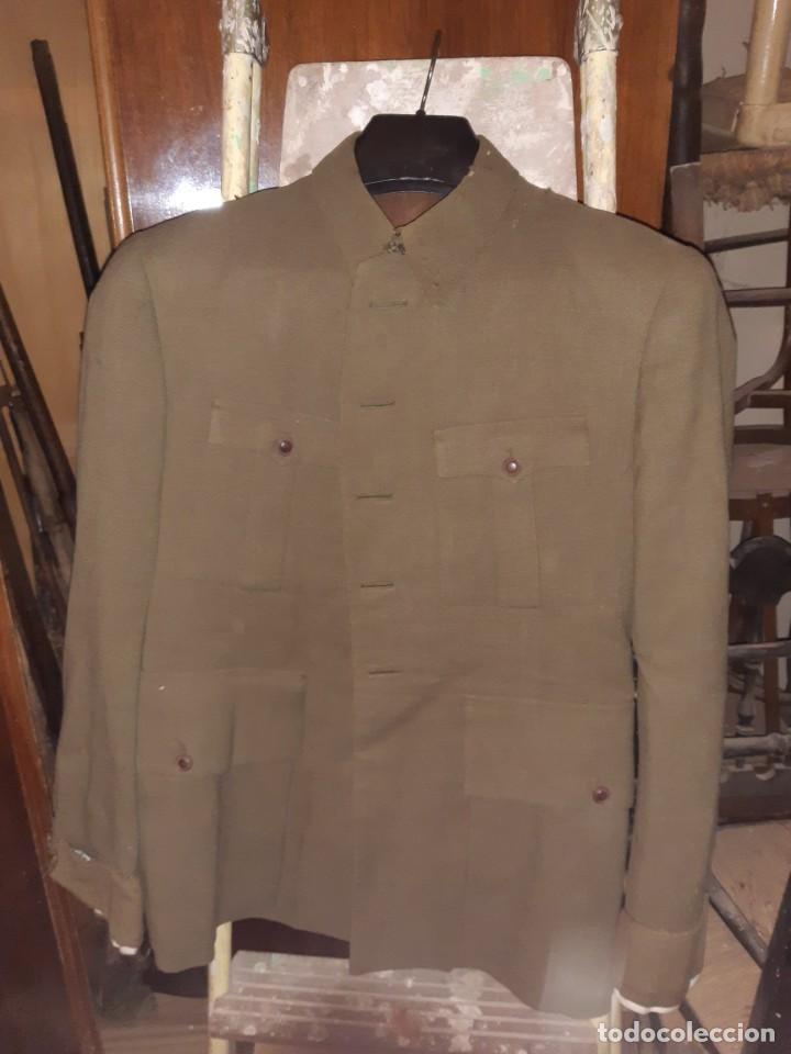 Militaria: Guerrera de oficial - Foto 1