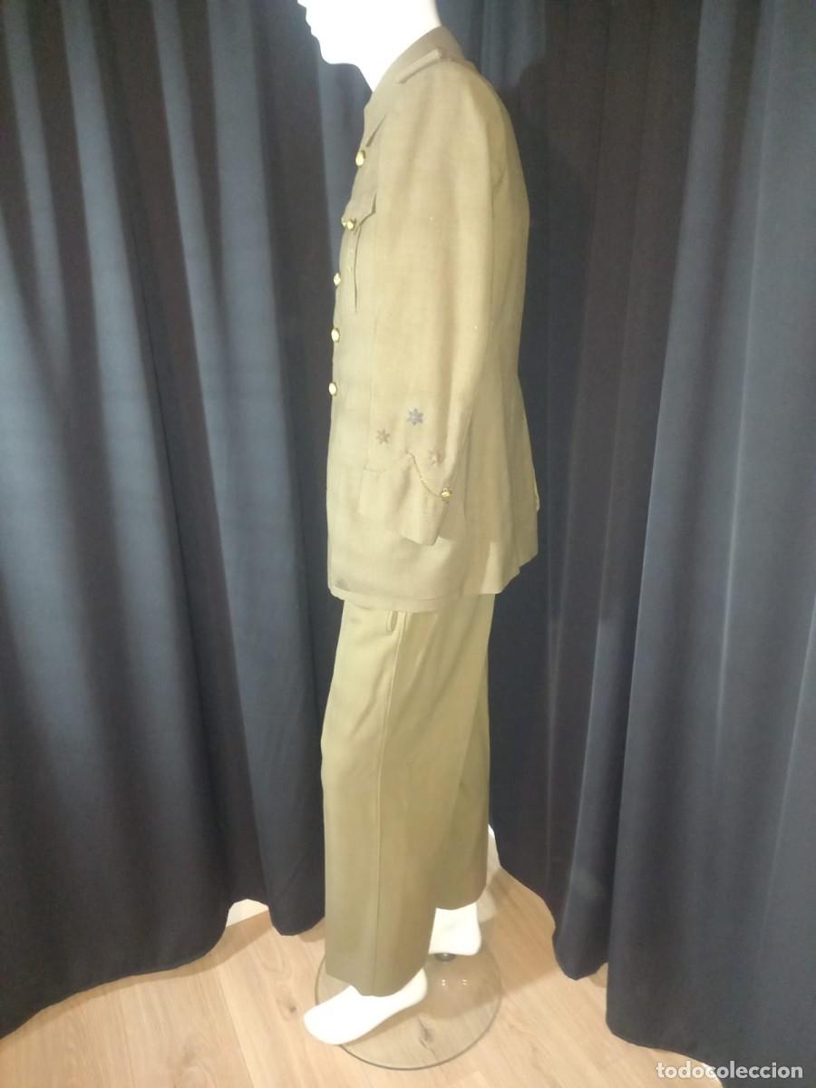 Militaria: Uniforme de ejercito de tierra espa&ntilde;ol de capit&aacute;n - Foto 2