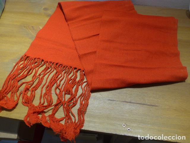 Militaria: Antigua faja o fajin rojo de regulares, original.