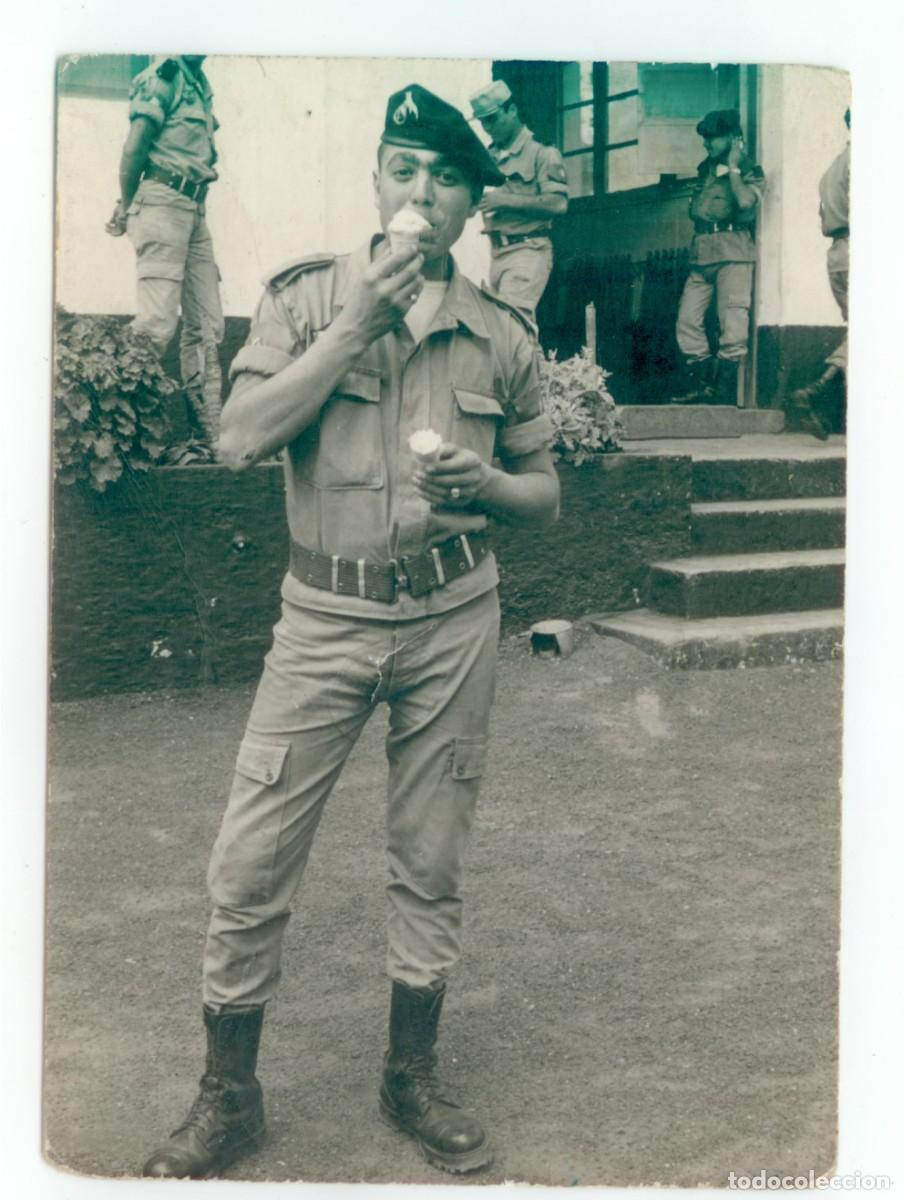 Militaria: UNIFORME PARACAIDISTA S&Aacute;HARA SEGUNDA BANDERA