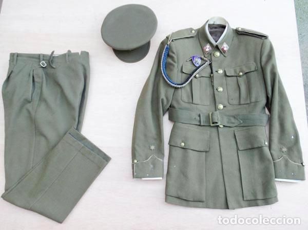 Militaria: EJERCITO ESPA&Ntilde;OL: UNIFORME DE ALEFEREZ,EPOCA DE FRANCO
