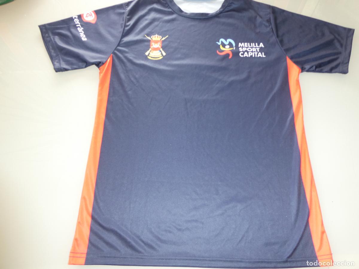 Militaria: CAMISETA MILITAR LEGIONARIA. GRUPO FUERZAS REGULARES 52 MELILLA DESAF&Iacute;O . TALLA XS. 120GR