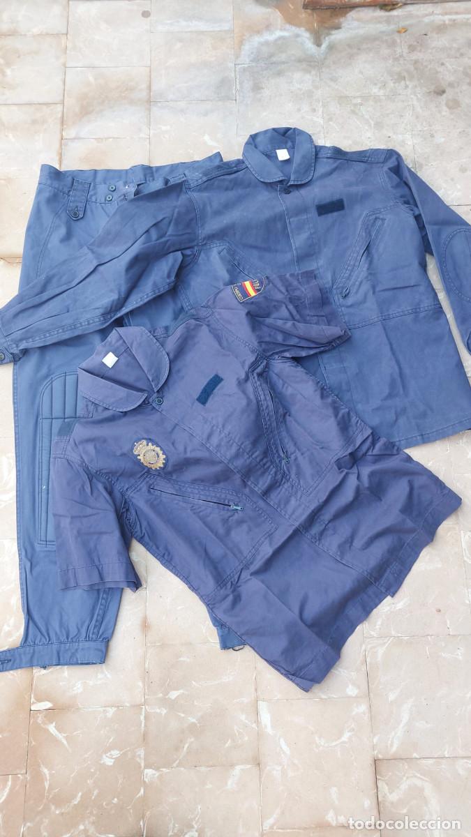 Militaria: ANTIGUO UNIFORME OBSOLETO DE ANTIDISTURBIO, CUERPO NACIONAL DE POLIC&Iacute;A, CAMISOLA, CHAQUETA,