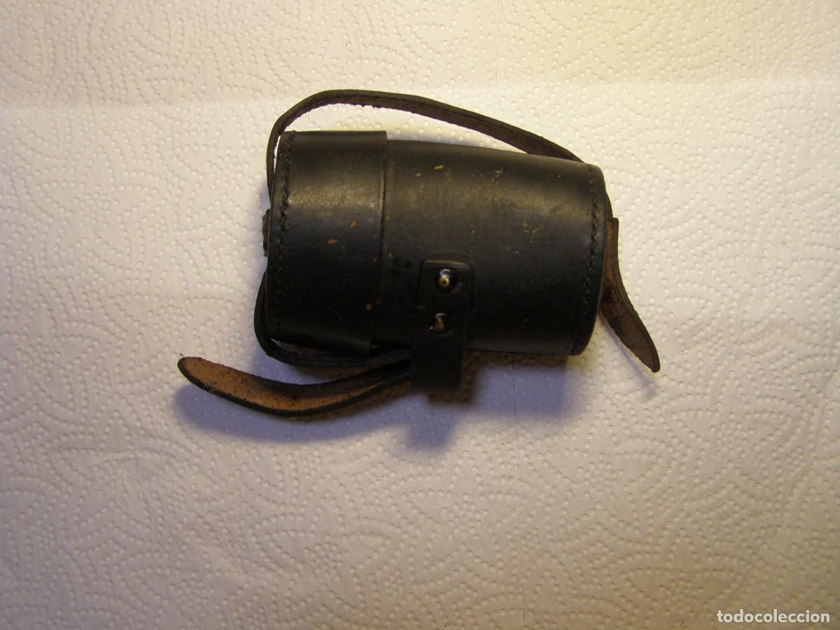 Militaria: Antigua cartuchera portagranadas del Ej&eacute;rcito Espa&ntilde;ol, para granadas breda, oto.
