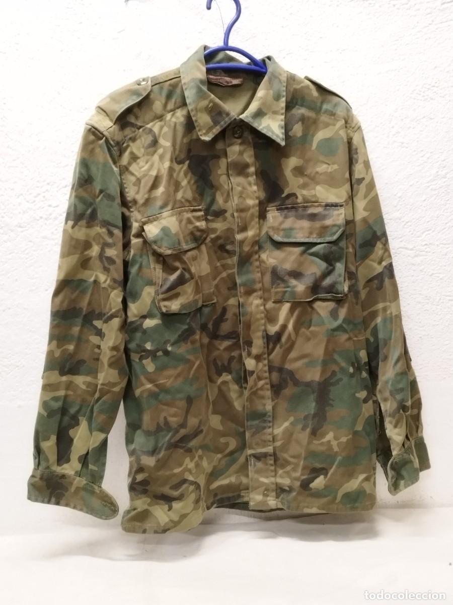 Militaria: Guerrera militar del ejercito espa&ntilde;ol, de camuflaje.
