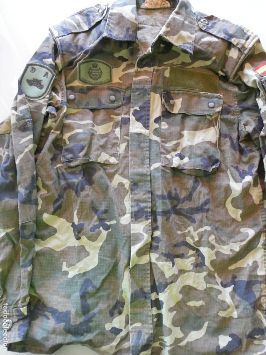 Militaria: GUERRERA CAMISOLA MILITAR MIMETIZADO BOSCOSO. DIVISI&Oacute;N ACORAZADA REGIMIENTO CORDOBA 10. 600GR