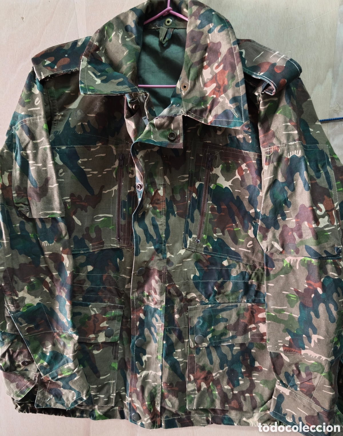 Militaria: CHAQUET&Oacute;N PARACAIDISTA M-61 2 CAMUFLAJE OTO&Ntilde;O 48&times;61&times;124 CMS A&Ntilde;OS 70