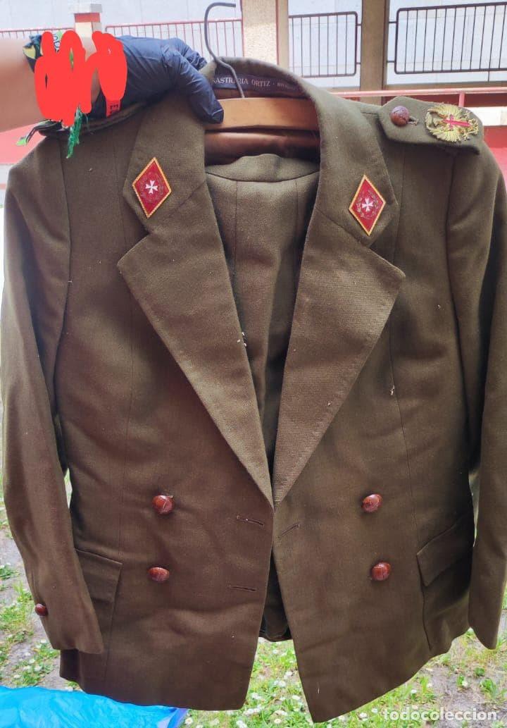 Militaria: Uniforme Dama sanidad 1973