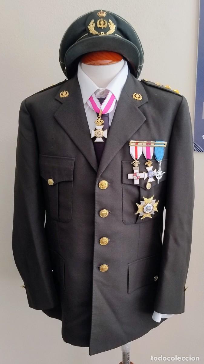 Militaria: UNIFORME CORONEL INTERVENTOR CON CONDECORACIONES,