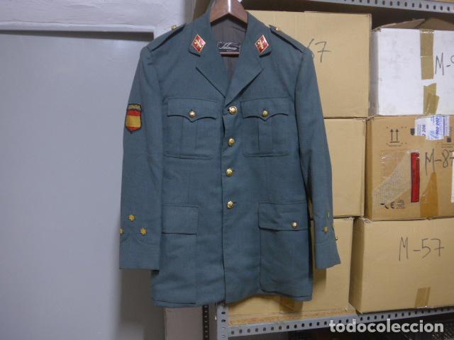 Militaria: Antigua guerrera de la Division Azul de un capitan de la Guardia Civil, original. A&ntilde;os 50-60