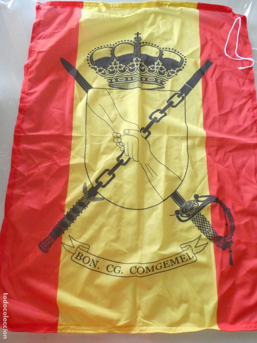 Militaria: BANDERA MILITAR. BATALL&Oacute;N CUARTEL GENERAL COMGEMEL. COMANDANCIA MELILLA. 80X56CM
