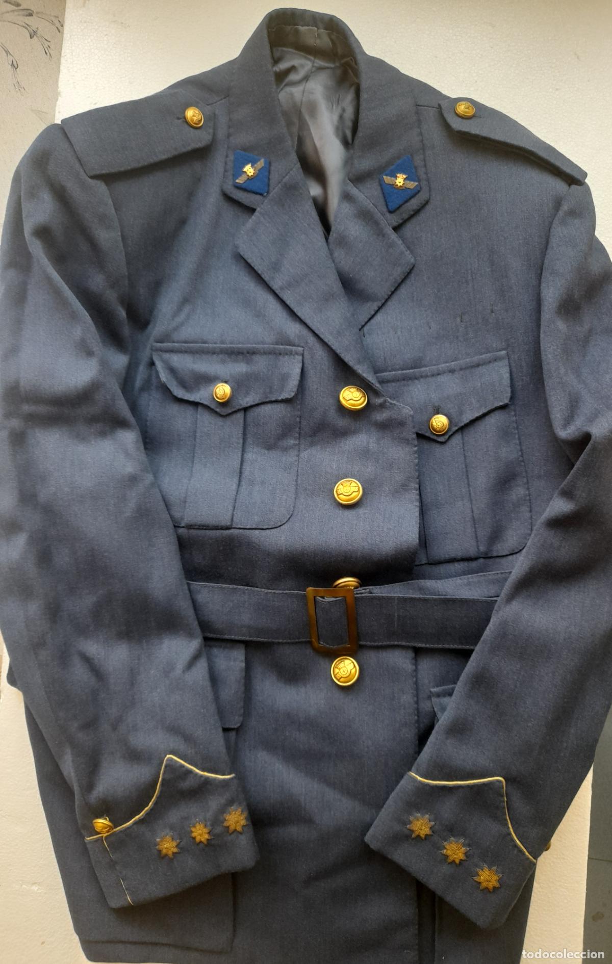 Militaria: Ej&eacute;rcito del Aire. Aviaci&oacute;n. Guerrera de coronel del Cuerpo de Intendencia a&ntilde;os 60.