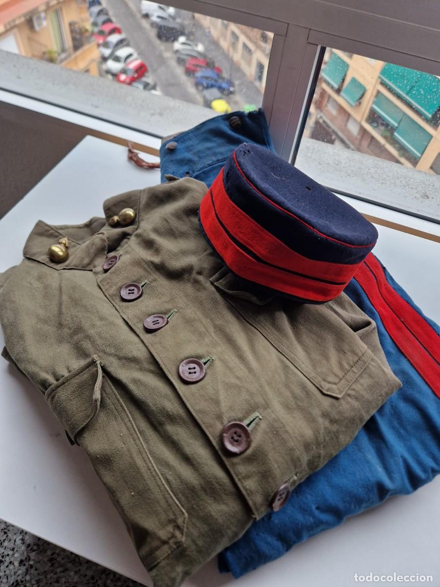 Militaria: Lote de uniformidad Guerra Africa