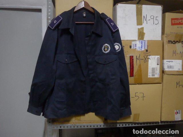 Militaria: Antigua chaqueta o guerrera de la Policia local de Argentona, original