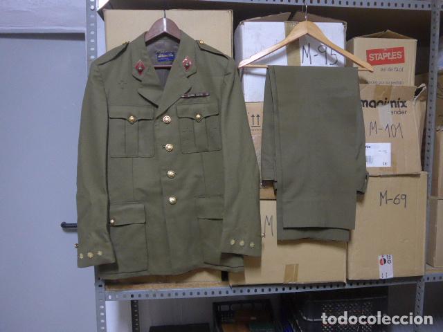 Militaria: Antigua guerrera y pantalon de coronel de artilleria + pasador de medallas de diario