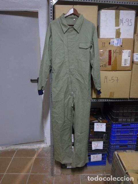 Militaria: Antiguo mono militar a identificar, talla 54
