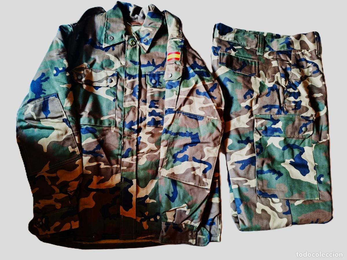 Militaria: UNIFORME MILITAR CAMUFLAJE TALLA-CHAQUETA 1N, PANTALON 3L