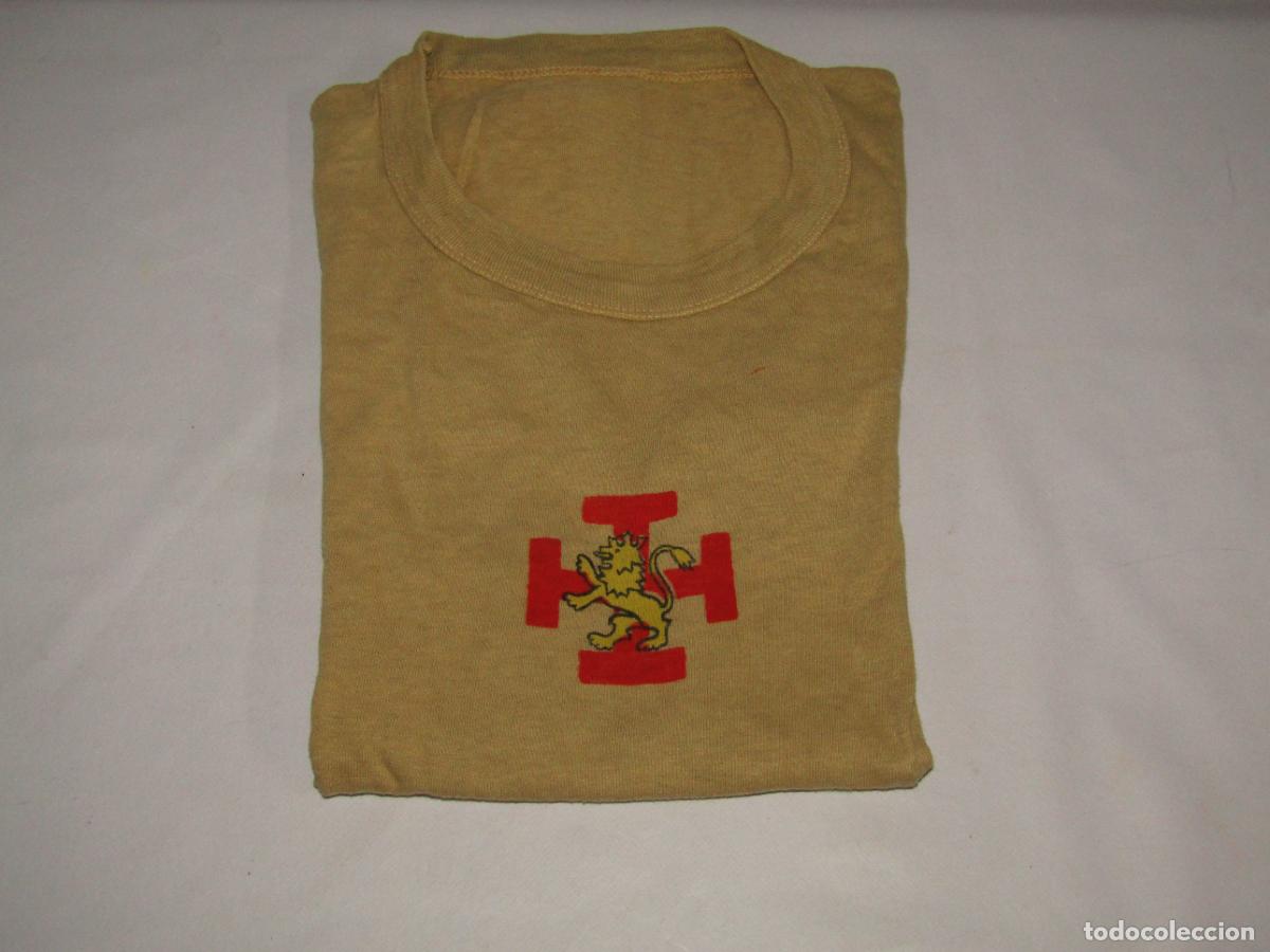 Militaria: Antigua Camiseta Original de Flecha de la OJE Organizaci&oacute;n Juvenil Espa&ntilde;ola