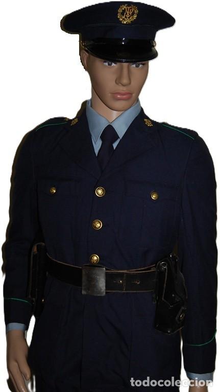 Militaria: ANTIGUO UNIFORME POLICIA MUNICIPAL A&Ntilde;OS 70 Y TRANSICI&Oacute;N