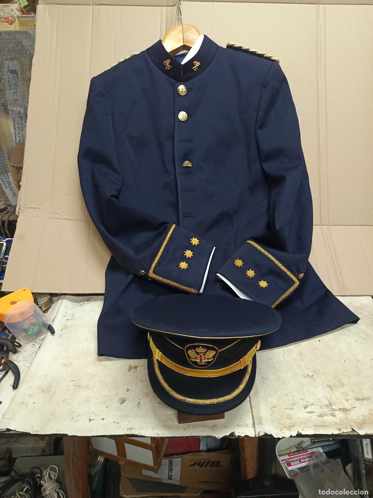 Militaria: UNIFORME GALA DE CORONEL DEL C.I.A.C. CUERPO INGENIEROS ARMAMENTO Y CONS., GORRA PANTALON Y GUERRERA