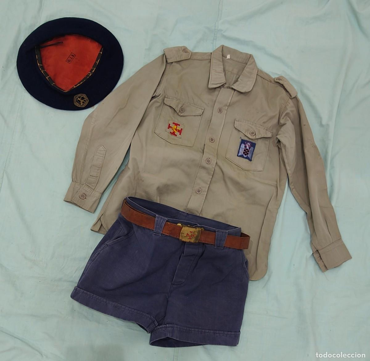 Military Antiques: uniforme OJE de campamento , camisa,pantalon ,cinturon ,boina.Organizacion Juvenil Espa&ntilde;ola,Falange
