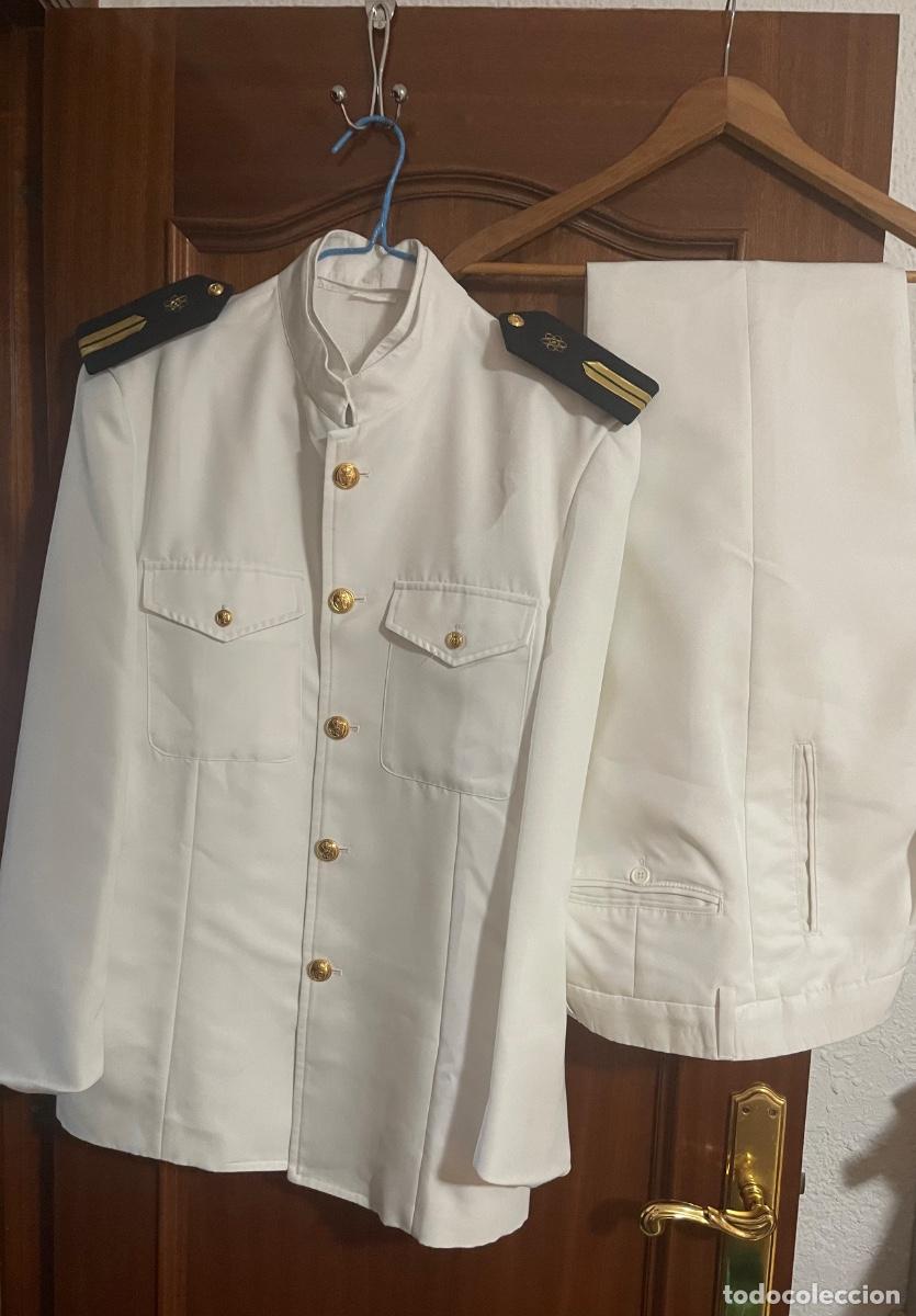 Militaria: Uniforme blanco de la Armada