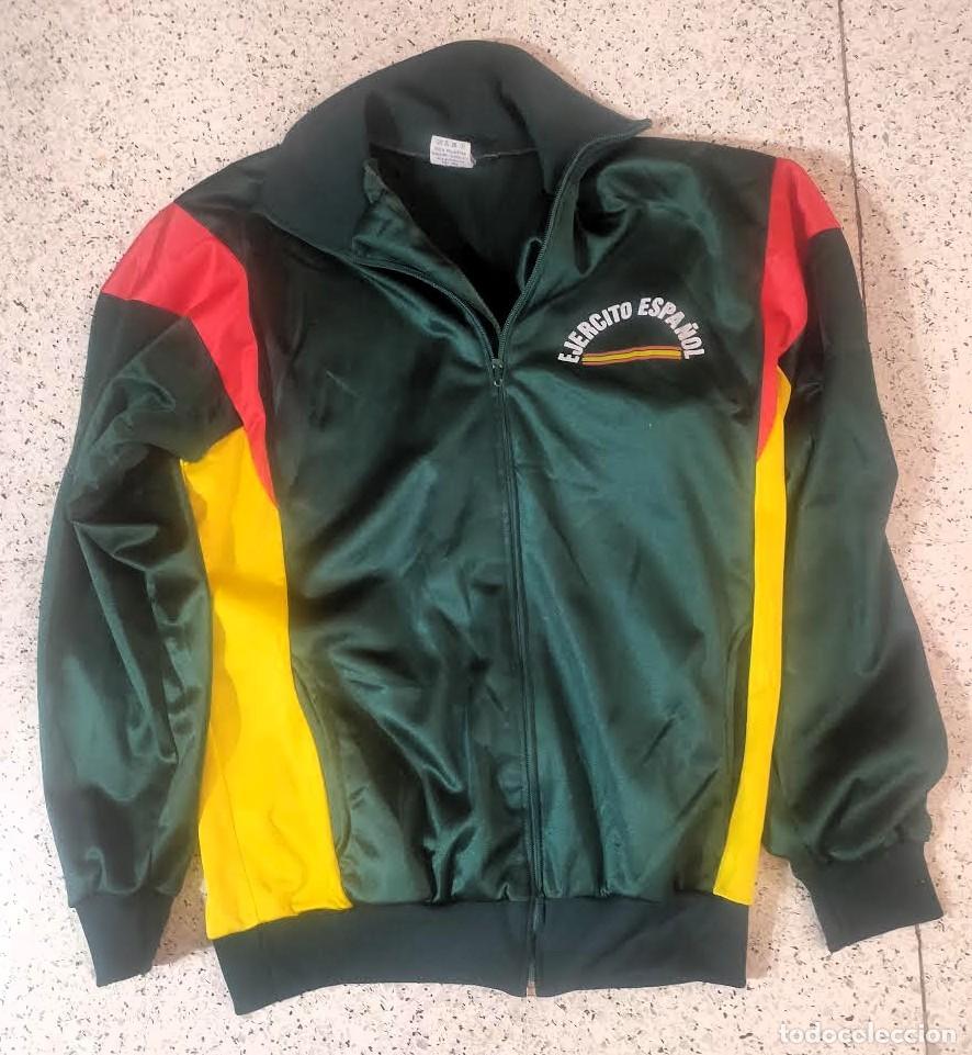 Militaria: Chaqueta ch&aacute;ndal Ejercito Espa&ntilde;ol