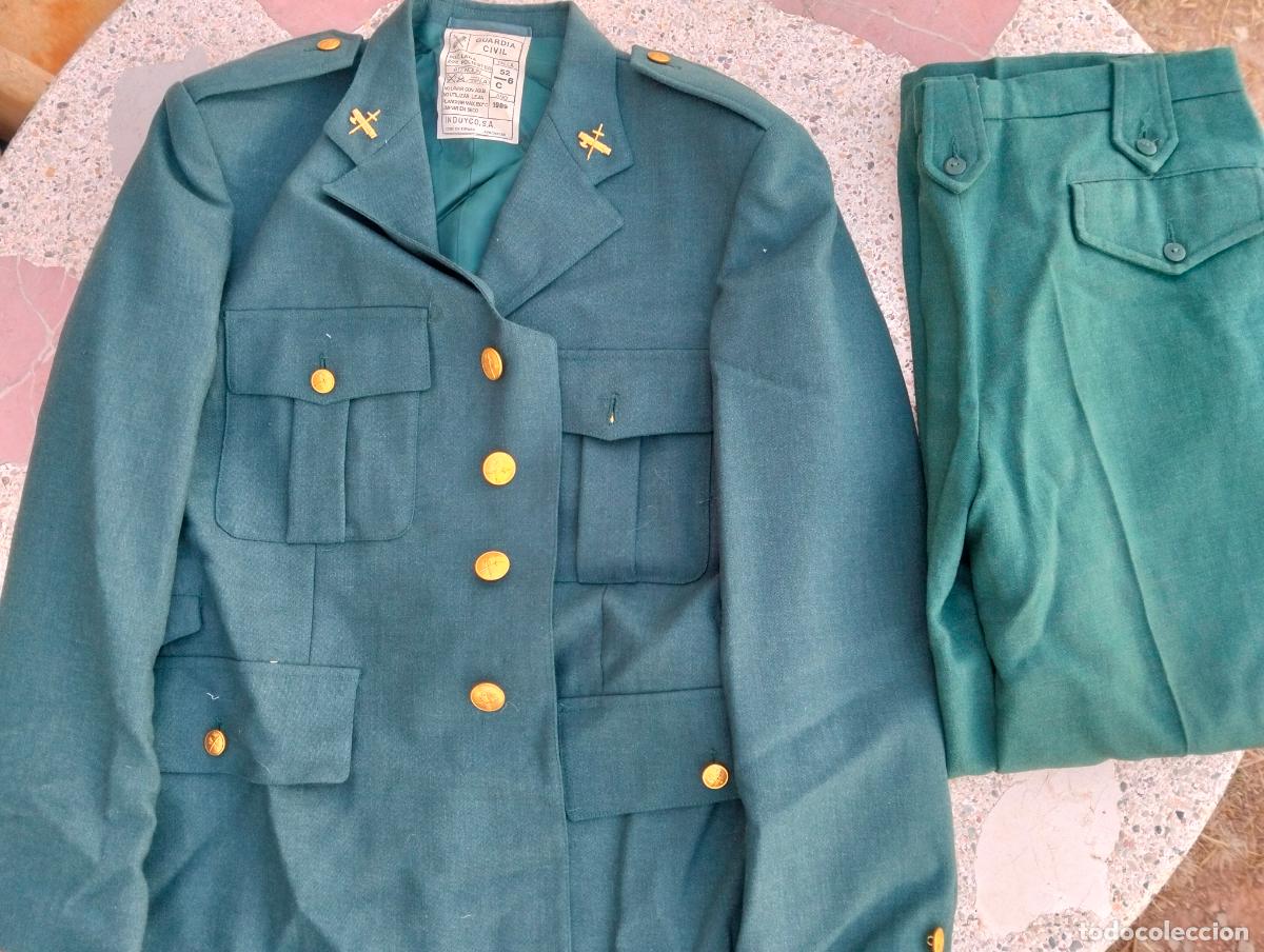 Militaria: Uniforme color verde de la Guarda Civil Espa&ntilde;ola talla 52 pantal&oacute;n y chaqueta a&ntilde;o 1989