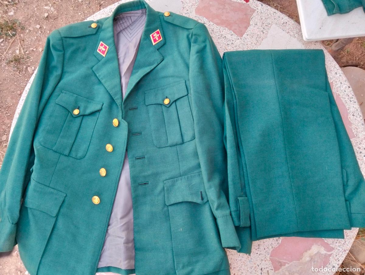 Militaria: Uniforme color verde de la Guarda Civil Espa&ntilde;ola talla 52 pantal&oacute;n y chaqueta a&ntilde;o 1989