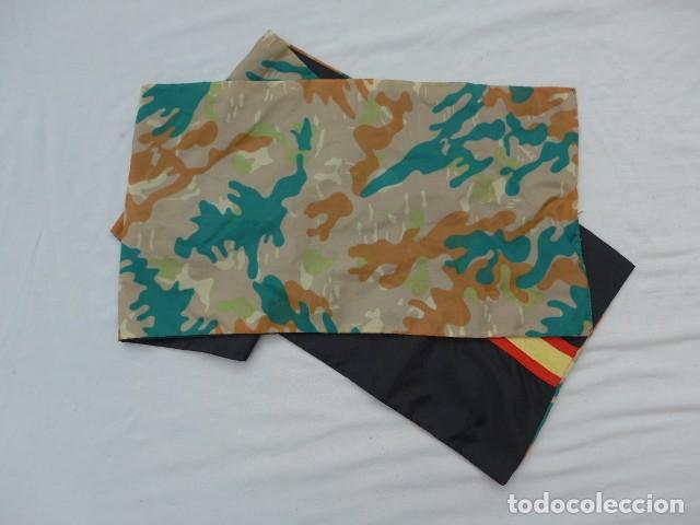 Militaria: ANTIGUO PA&Ntilde;UELO CAMUFLAJE DE CUELLO EJERCITO ESPA&Ntilde;OL