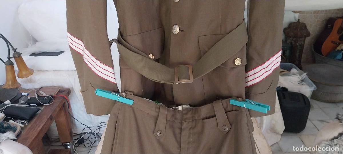 Militaria: UNIFORME DE SARGENTO DEL EJERCITO DE TIERRA DE PASEO - Foto 2