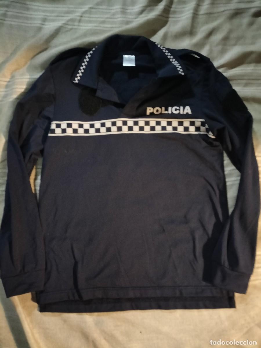 Militaria: Polo manga larga gen&eacute;rico de polic&iacute;a local. Con velcro para la placa. Talla xs