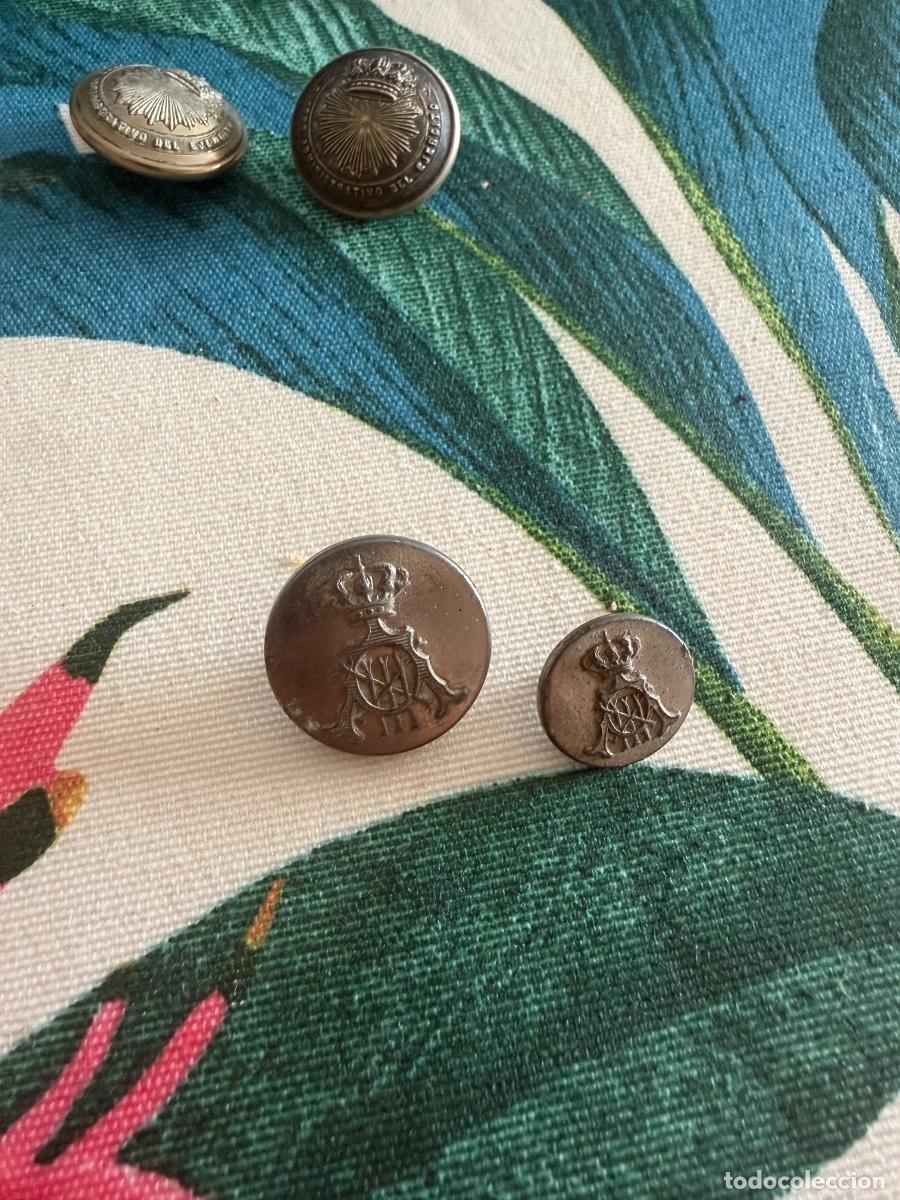 Militaria: Lote 4 botones Alfonso XIII