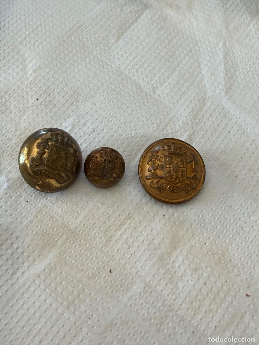 Militaria: Lote botones Espa&ntilde;oles