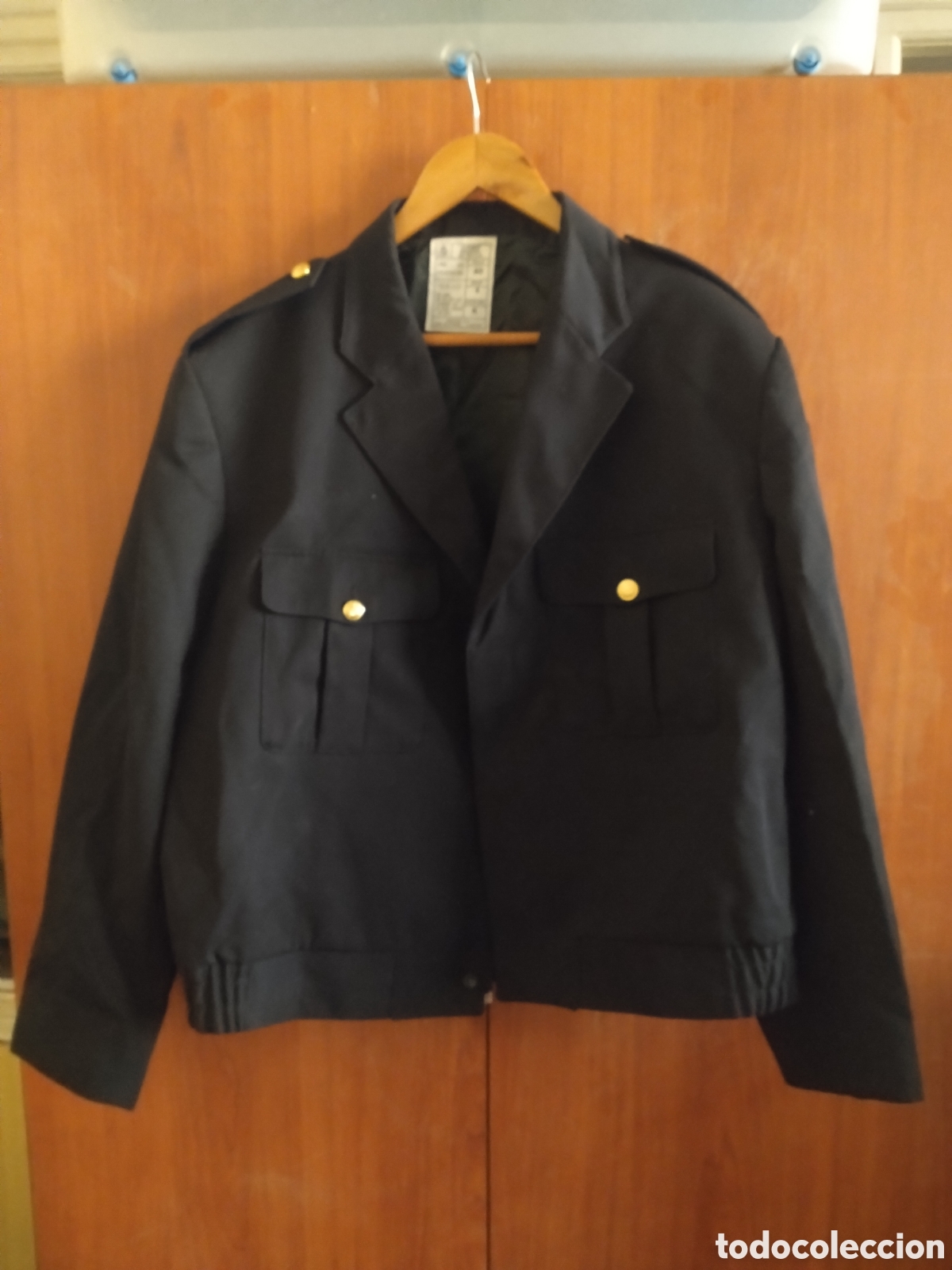 Militaria: UNIFORME DE PASEO POLIC&Iacute;A NACIONAL. A&Ntilde;OS 80/90.
