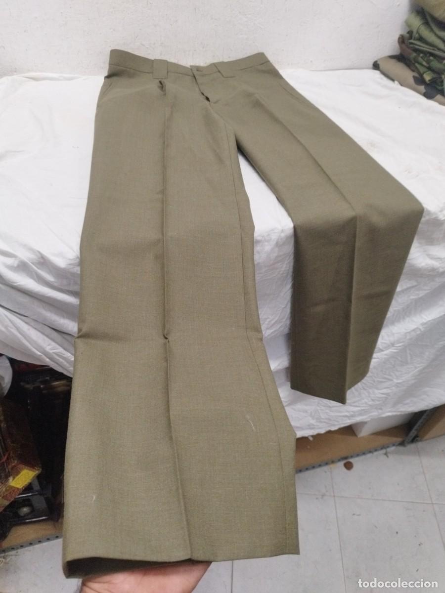 Militaria: Antiguo Pantalon militar de de color verde del ejercito espa&ntilde;ol. De bonito. Nuevo sin uso.