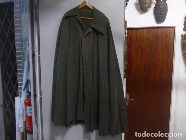 Militaria: Antigua capa o capote original de la Guardia Civil de a&ntilde;os 40s, en buen estado.