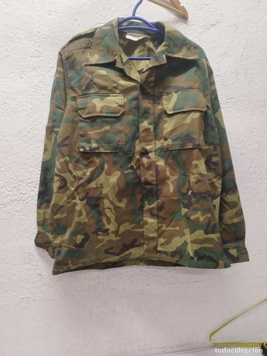Militaria: Guerrera del ejercito espa&ntilde;ol, cahqueta de camuflaje, mimetizada. 1990.