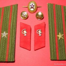Militaria: URSS - CCCP - LOTE DISTINTIVOS UNIFORME - MAYOR - CUERPO MEDICO - GUERRA FRIA - ORIGINAL. Lote 61184651