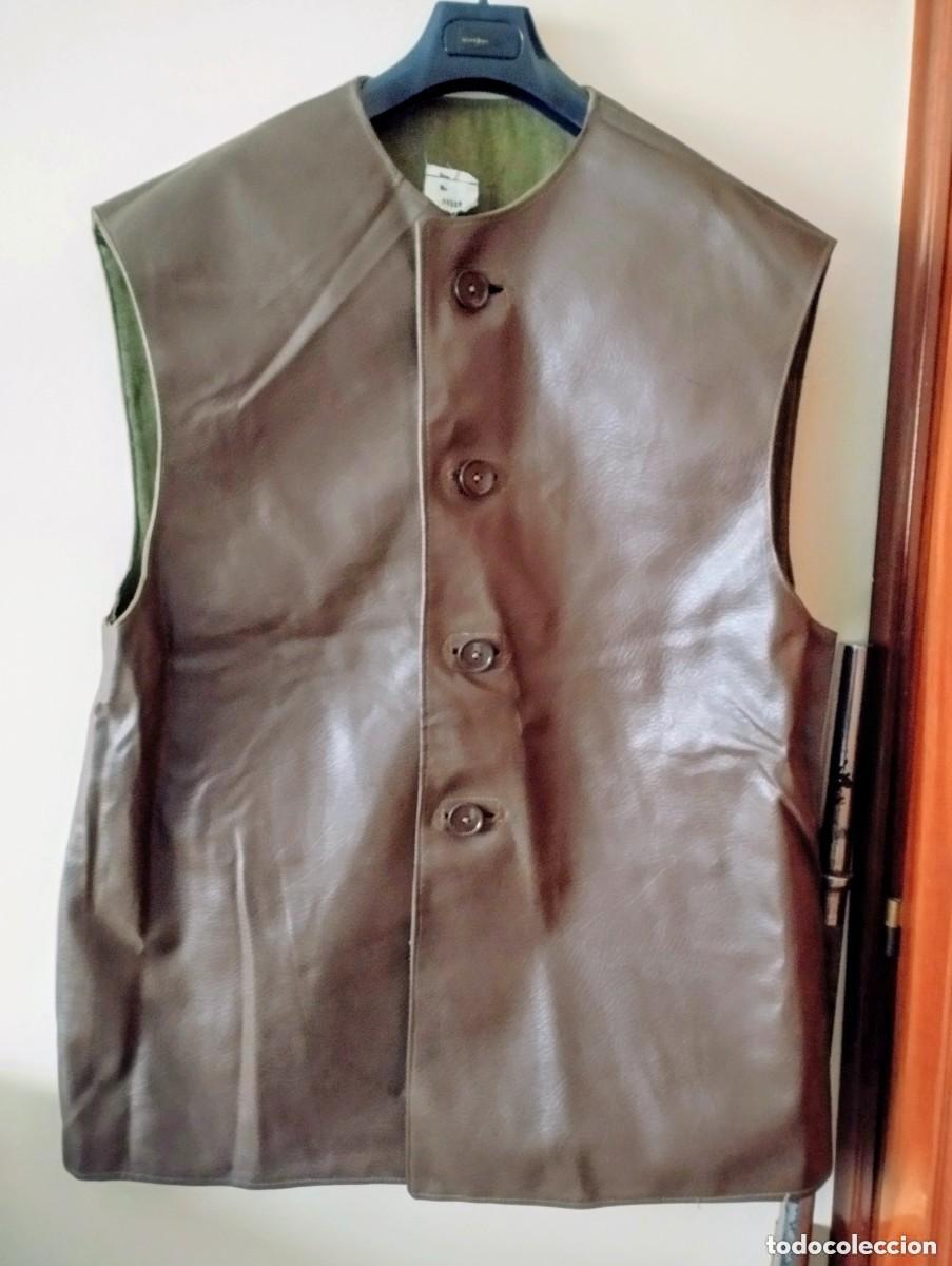 Militaria: Chaqueta de Trinchera (jerkin) brit&aacute;nica. Guerra mundial