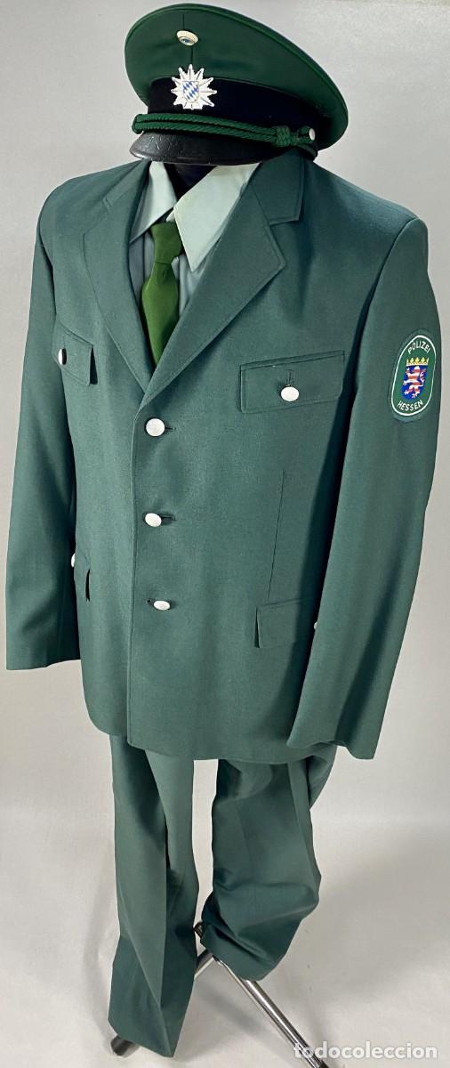 Militaria: UNIFORME PARA OFICIAL DE POLIC&Iacute;A DEL ESTADO DE HESSEN