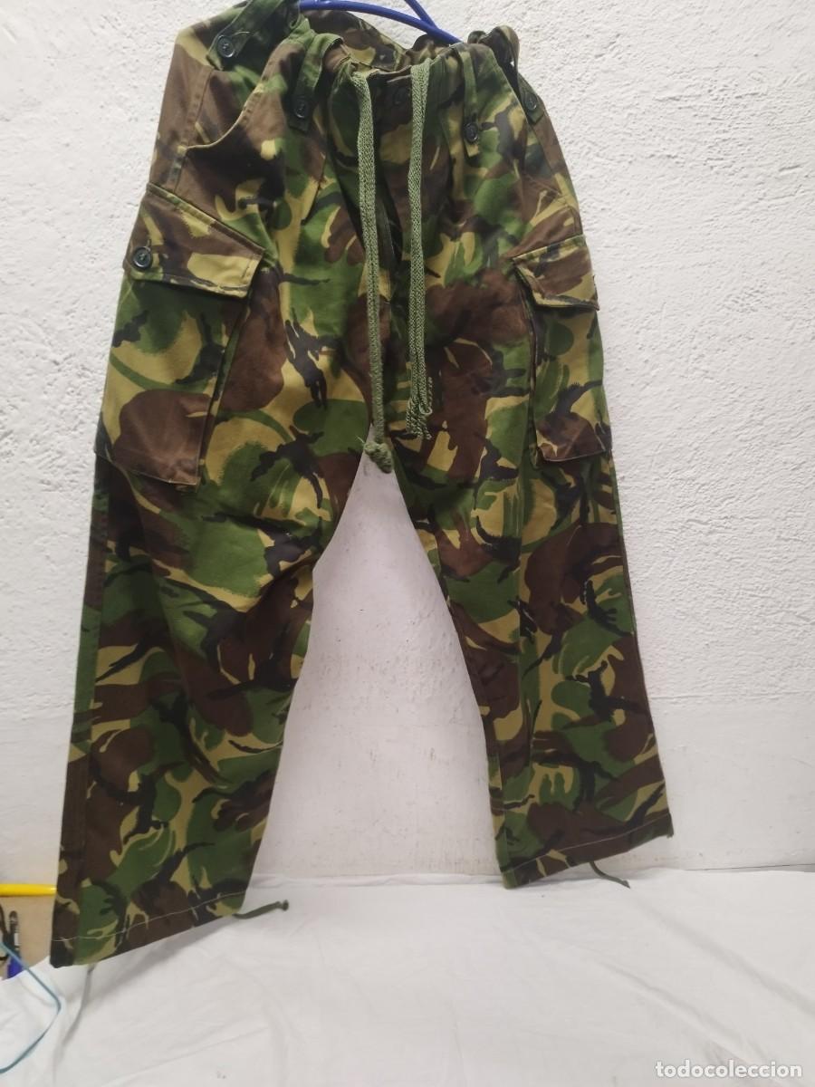 Militaria: Pantalon militar de camuflaje del ejercito ingles.
