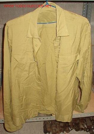 Militaria: Camisa verde rusa. - Foto 1