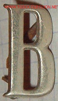 Militaria: Letra B de 1,5 cms, plateada. - Foto 1