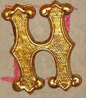 Militaria: H dorada de 2 cms - Foto 1